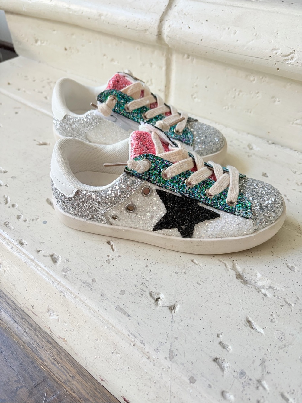 Girls Glitter Star Sneakers in Silver, Green & Pink w/ zippers worn once sz 13 - Picture 2 of 9